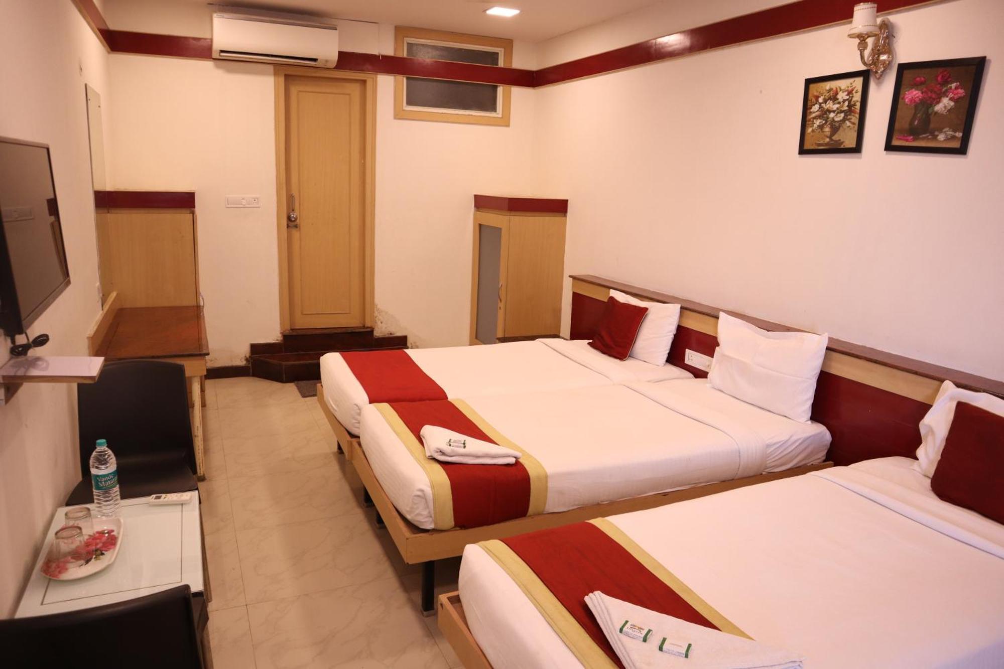 Sri Sai Ram Suites Μπανγκαλόρ Εξωτερικό φωτογραφία