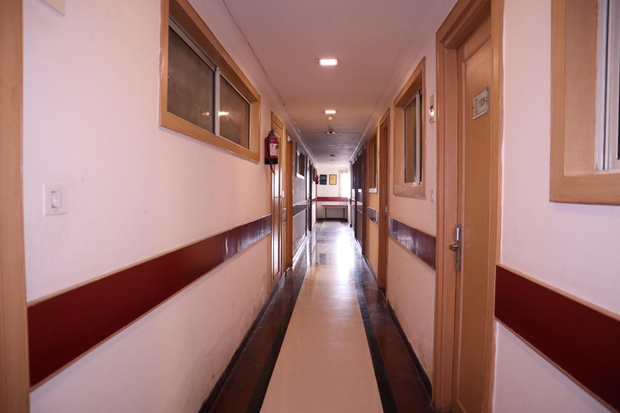 Sri Sai Ram Suites Μπανγκαλόρ Εξωτερικό φωτογραφία
