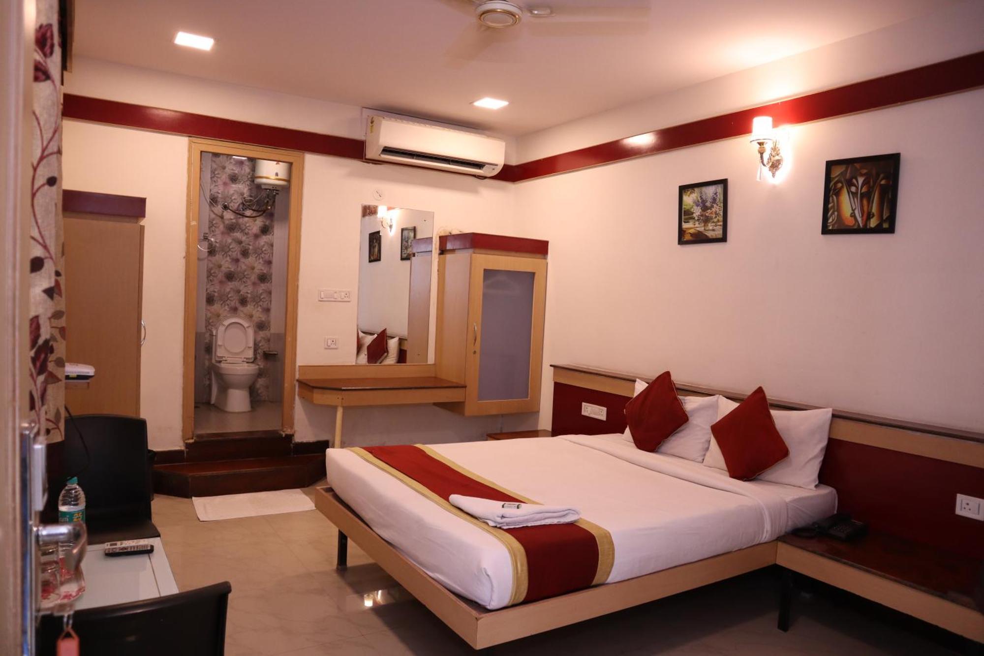 Sri Sai Ram Suites Μπανγκαλόρ Εξωτερικό φωτογραφία