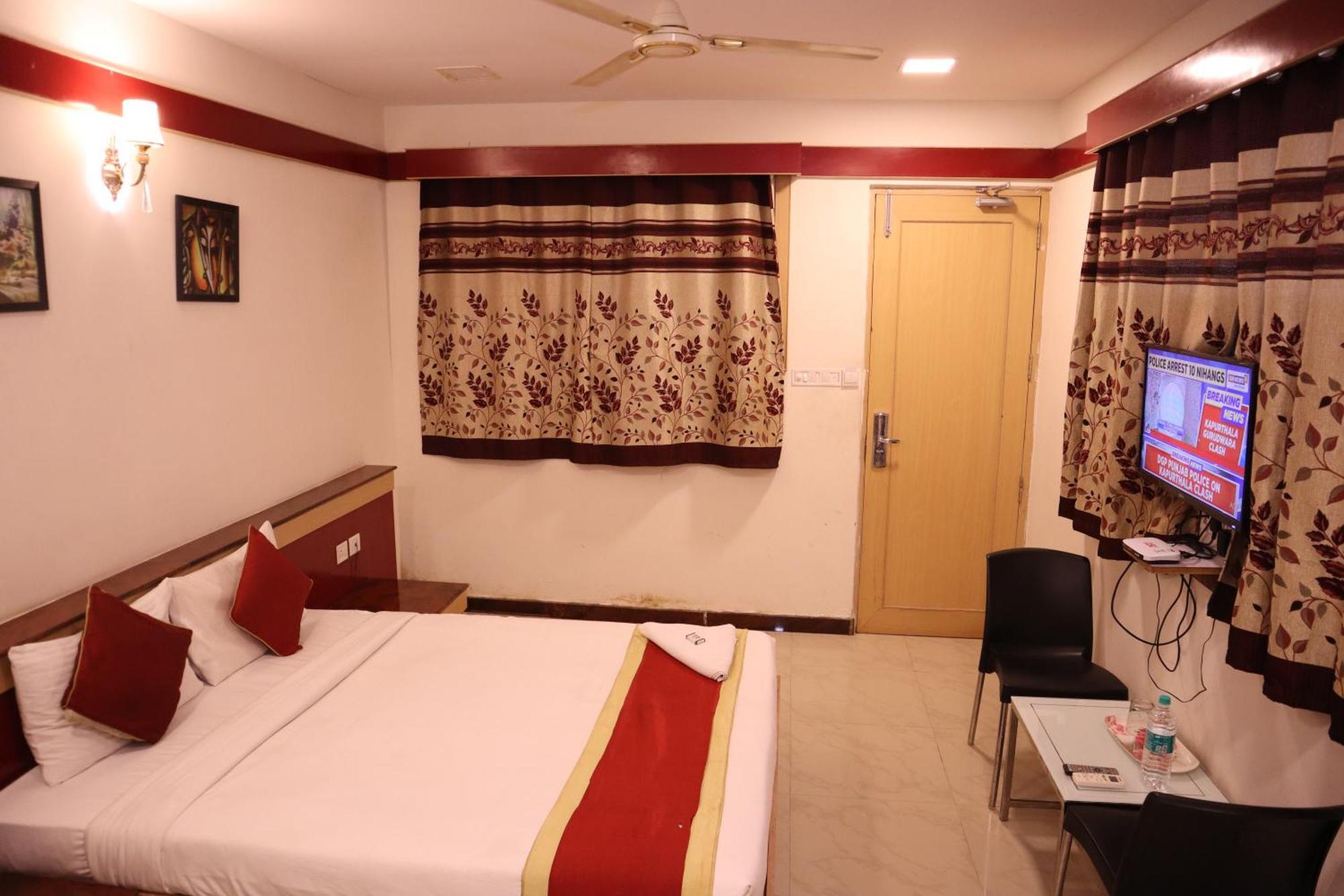 Sri Sai Ram Suites Μπανγκαλόρ Εξωτερικό φωτογραφία