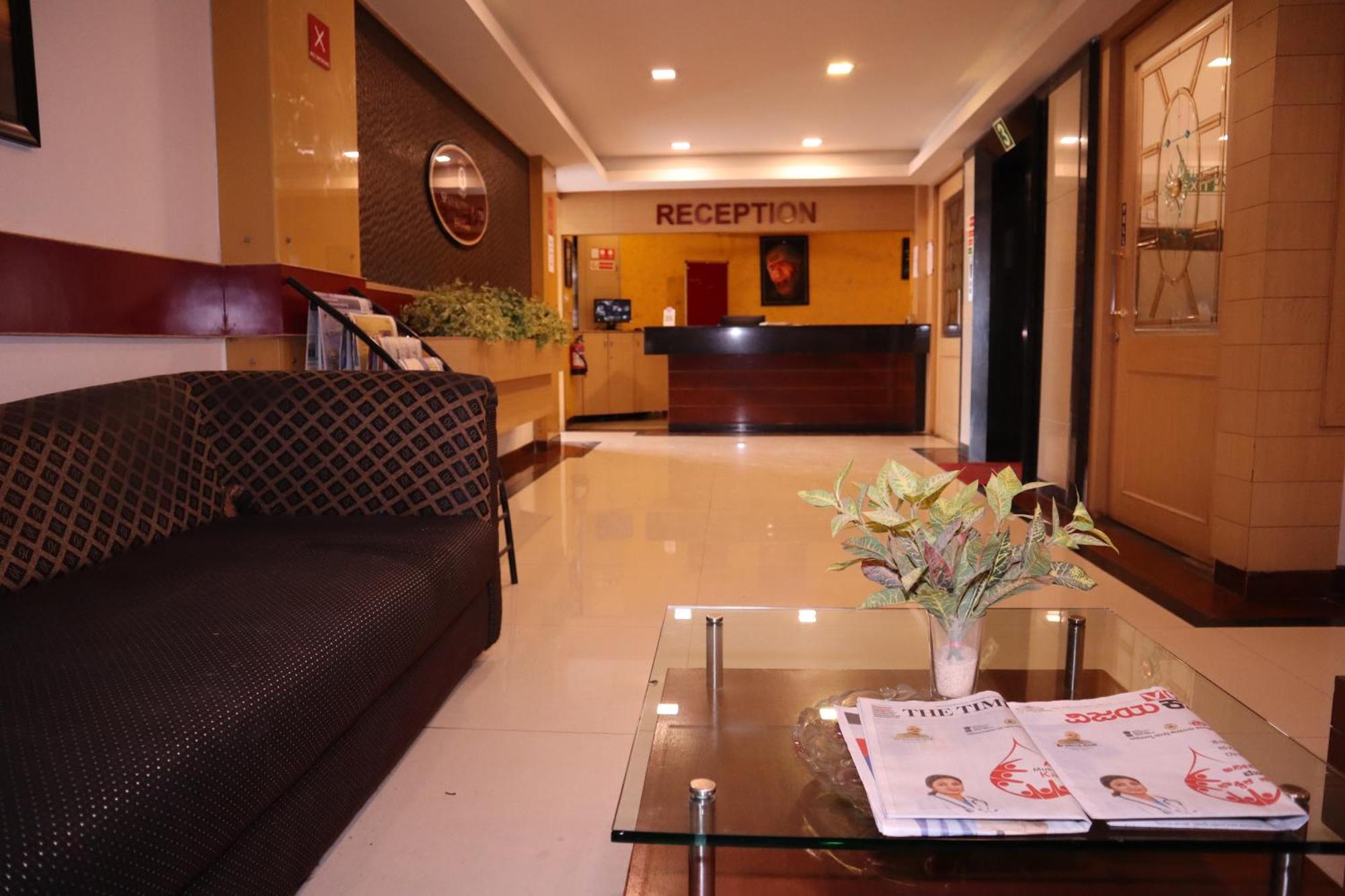 Sri Sai Ram Suites Μπανγκαλόρ Εξωτερικό φωτογραφία